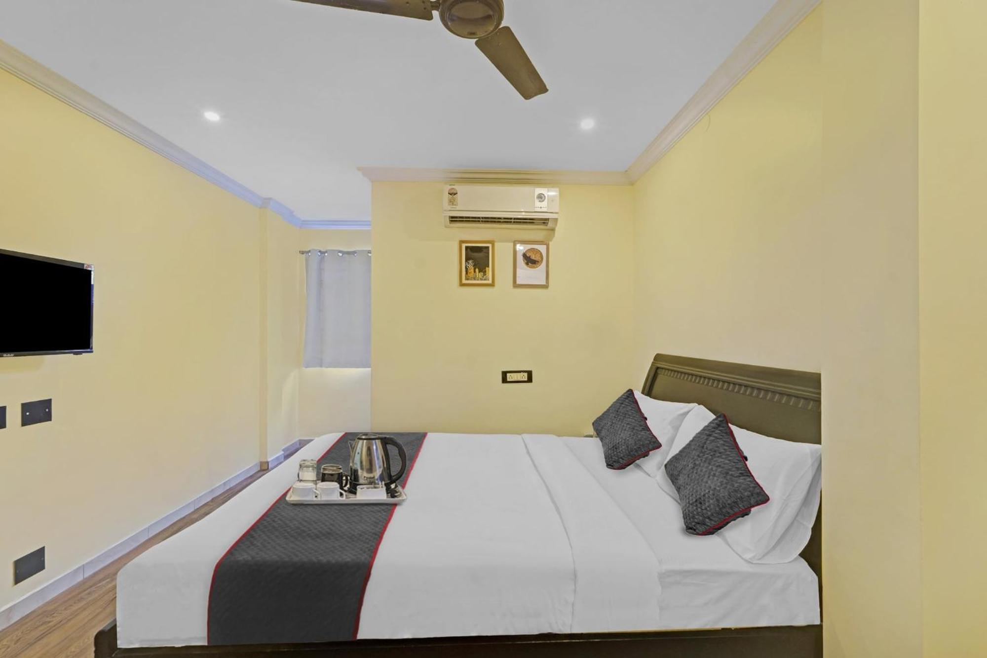 Townhouse Fantasea Hotels Near Omr Chennai Exterior photo