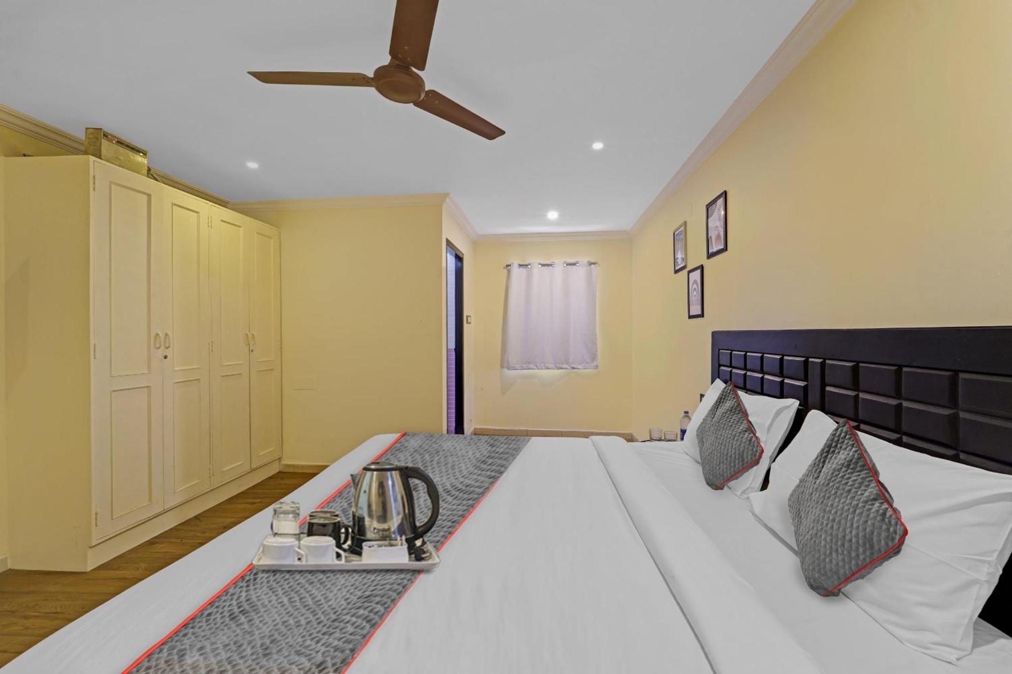 Townhouse Fantasea Hotels Near Omr Chennai Exterior photo