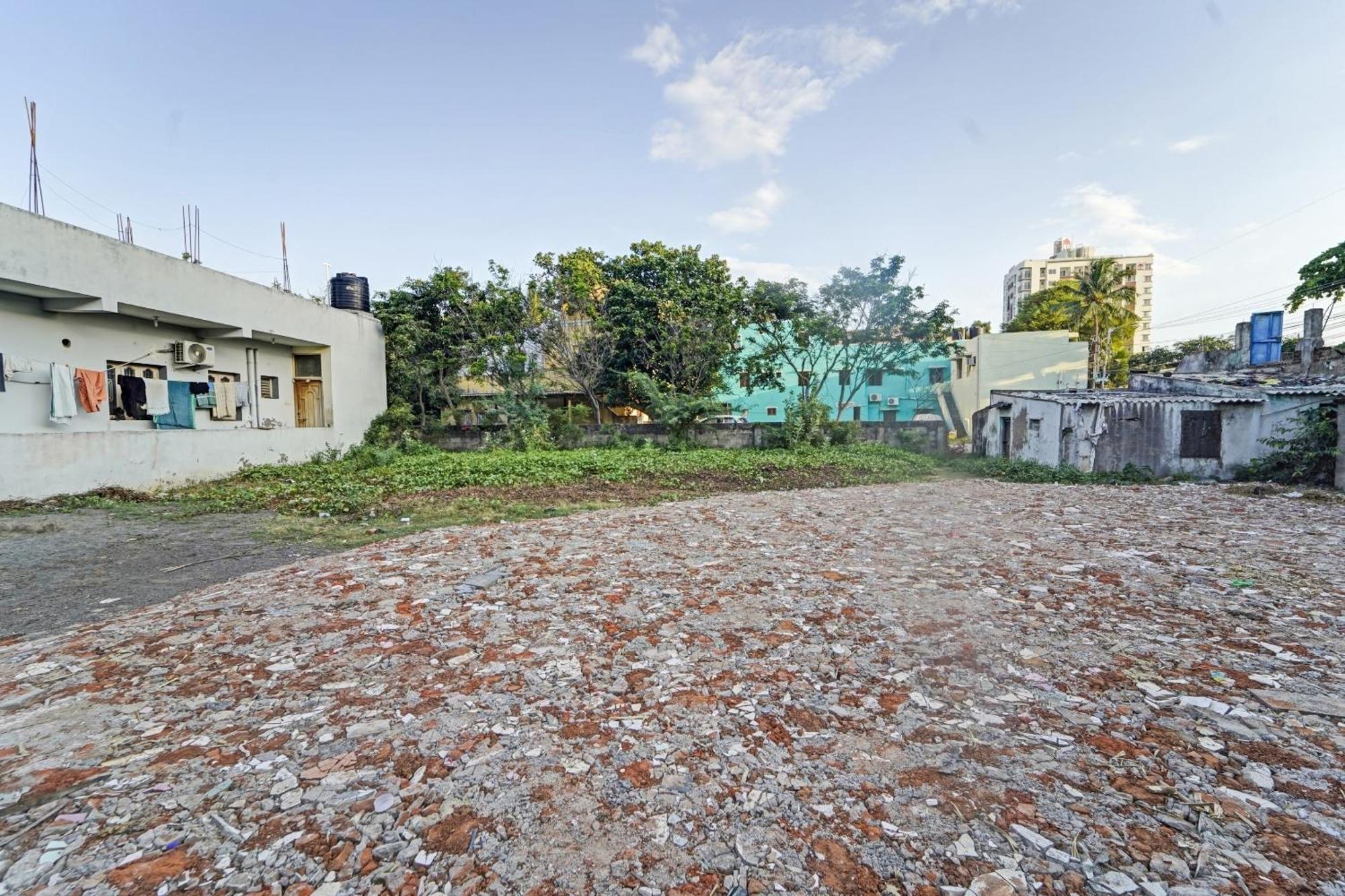 Townhouse Fantasea Hotels Near Omr Chennai Exterior photo